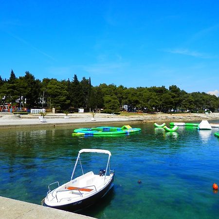 Apartments Nautica II Novigrad Istria Exterior foto