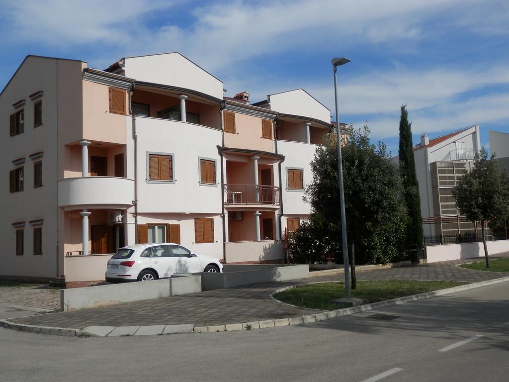 Apartments Nautica II Novigrad Istria Exterior foto